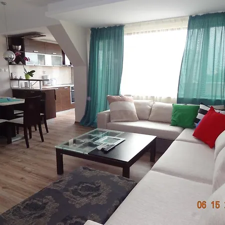 Apartment Sea View Chayka *