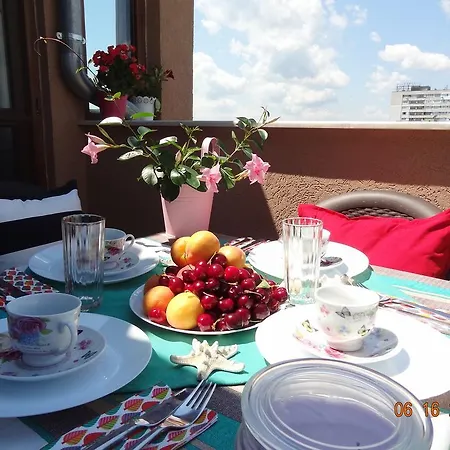 Sea View Chayka Apartment *
